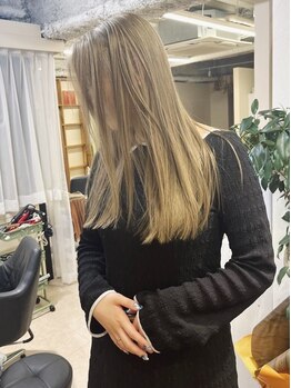 エン 梅田店(eNN)の写真/【学割U24/大阪梅田】《カット+カラー+トリートメント¥4900》今しかできない“トレンド”を抑えてくれる♪