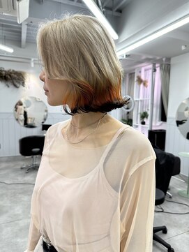 フイ(Hui) 狐カラー