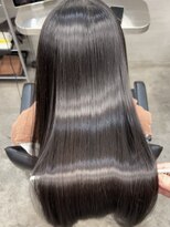 ジーナ 池袋(Zina)&nbsp;プレミアム縮毛矯正/ストレート/髪質改善/池袋/池袋美容院