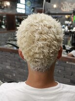 フォーコーナーズカットショップスリーセント 栄(FourCornersCutShop 3/cent)&nbsp;イージードリル/スパイキーベリーショート/ホワイトブロンド