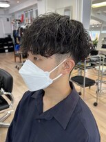 ウェイビーエフティフィフス 横浜西口(WAVEY ft.fifth)&nbsp;横浜波巻きパーマツイスパツイストスパイラルパーマ緩め弱め30代