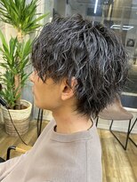 クロト 福岡本店(KUROT)&nbsp;センターパート縦落ちパーマ