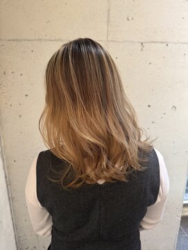 ヴォアソルヂェガーデン(Voasorte GARDEN) 【VoasorteGARDEN】ワンブリーチ暖色ベージュバレイヤージュ