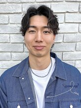 《毎日が楽に、もっと楽しく》ライフスタイルに合わせたメンズパーマで、扱いやすいスタイルへ＊