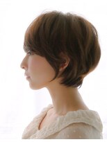 ミューズ(muze)&nbsp;☆ 束感でキメるオトナ可愛い前下がりボブ ☆