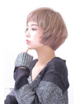 オウル(Owll) マッシュショート[外国人風]大人可愛いとろみベージュ