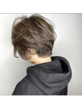 ソース ヘア アトリエ(Source hair atelier) 【SOURCE】エアリーハンサムショート
