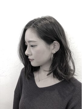 ノアグリュ(noa.grue) 切りっぱなしボブディ