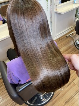 ヘアラウンジ エミュー(HAIR LOUNGE emu)の写真/酸熱トリートメント・リンゴ幹細胞培養液を使用した最先端の髪質改善トリートメント☆手触り・艶感が変わる