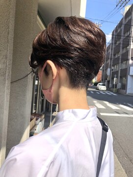 ソア(soa) 癖毛を活かすショートヘア