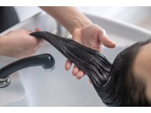 【専門店だからこそ】細部に至るまでこだわった髪質改善メニュー。