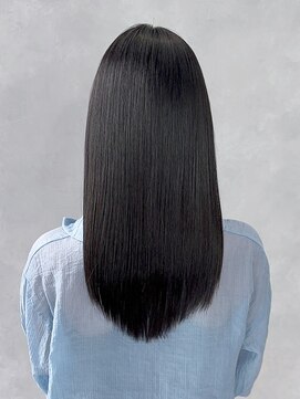 アイティーバイアルバム 松戸店(IT by ALBUM) ブルーブラック髪質改善カラー_ハッシュカット_ba474161