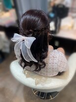 リエラ 新宿(RIERA)&nbsp;三つ編みハーフアップ