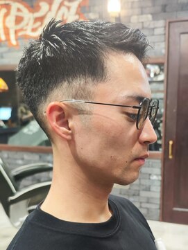 スリーセント 栄(3/cent) フェザーアップ/スキンフェード/フェードカット