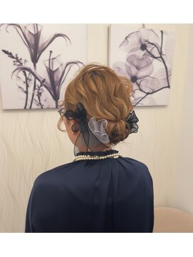 マリエプラス 金山店 ふわふわシニヨン~リボンアレンジ~