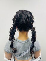 アールエーサロンモノクロ 秋葉原(RA SALON モノクロ)&nbsp;ツイン編みおろし