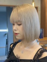 エリマバイフィフス 調布(elima by fifth) 調布イルミナカラーレイヤーボブウルフショートカットシルバー