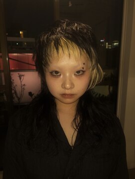 ナループロアツム(Nalu pu loa Tsum) マレットヘア/ウルフカット/ハイレイヤー/ハイレイヤーウルフ