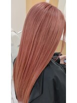 ヘアポジションにかほ&nbsp;透明感のあるピンクカラー