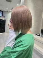 アース コアフュールボーテ 諏訪店(EARTH coiffure beaute)&nbsp;ミルクティーベージュ_ハイトーン_ダブルカラー_切りっぱなし