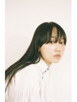 オフ(OFF)&nbsp;目ギリギリの重めバング