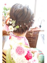 ベル(BELL)&nbsp;卒業式・髪型・着付・ヘアスタイル【BELL用賀/桜新町】