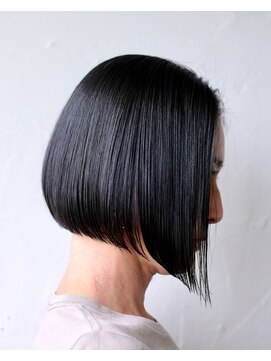 ルプラ ガーデン(le-pla garden) 前下がりボブ#黒髪#耳掛けショート#くびれショート#豊橋#豊川