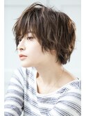 ショートながら色っぽい大人ムードが素敵