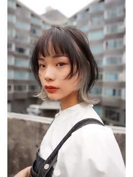 カリーナコークス 原宿 渋谷(Carina COKETH) ウルフカット×ホワイトインナーカラー