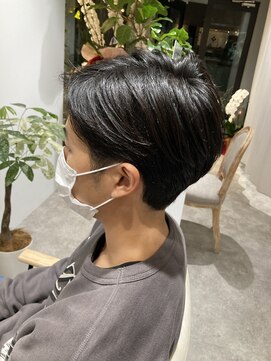 ゼストカロン(ZEST Kalon) 吉祥寺　メンズ　アップバング　センター分け