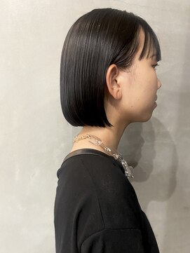イデア(idea) 【ミニボブ×黒髪ボブ】ヘアスナップ・山下