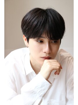 ネイビー(NAVY) 黒髪ナチュラルセンターパート