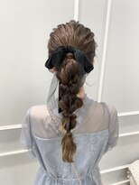 ふわふわ編み下ろしお呼ばれヘア