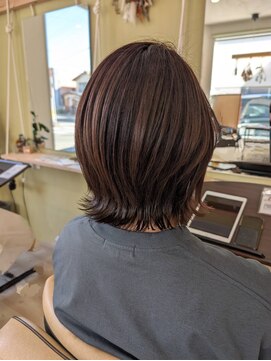 ヘアーライフイチゴイチエ(Hair Life 151A) ぱつっと軽やかレイヤー