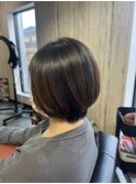 ショートボブ