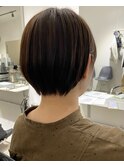 耳掛けショートボブ