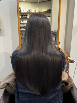 アンクル(ancre) 艶髪ストレート×ロング×ブルーブラック×髪質改善【広島】