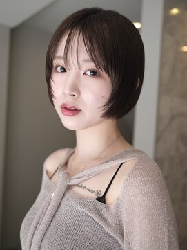 フォト 新宿三丁目(foto) ▽レイヤーショート ミニウルフブリーチなし前髪ミディアム新宿