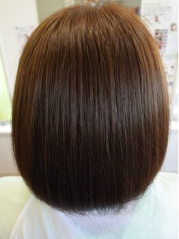 カラーズ(Color’s)の写真/大人女性のための白髪染め、こだわりの薬剤使用!あなたの髪にぴったりの仕上がりをお届けします♪