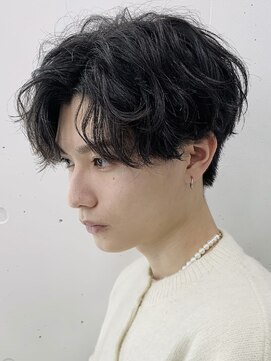 フィフス 大分(fifth) 大分刈り上げスパイラルパーマメンズセンターパートカット