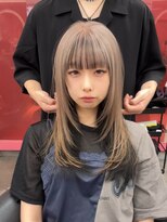 ロンドヴァリー 渋谷店(Lond vallee)&nbsp;白髪ぼかしアンブレラカラーホワイトベージュ