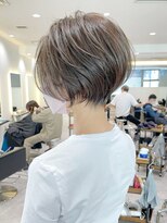 バンプ ギンザ(BUMP GINZA) 30代40代50代大人ショート髪型丸顔前髪なし似合わせ 安