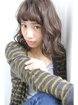 アトレ コウベ(Attrait KOBE)の写真/【元町駅前すぐ☆】カット＋パーマ＋トリートメント￥7500！経験豊富な実力派スタイリストが理想を叶える♪