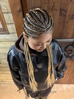 カペリマレーナ(Capelli Malena)&nbsp;コーンロウ