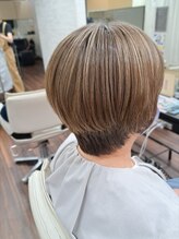 ルナ 大船店(LUNA)&nbsp;白髪ぼかしハイライト×大人ボブ｜40代・50代・60代におすすめ