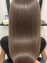 ロゼラヴィ(rosee Ravie)&nbsp;AVEDAカラー+「国内最高峰」ダメージレストリートメント