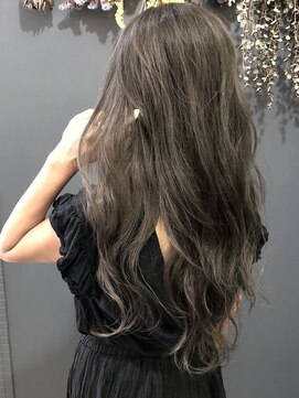 ディーオ 池袋西口店(Dio...) ケアブリーチ+ホワイトグレージュ