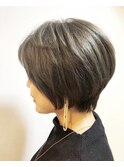 かんしゃ【Mariko】アッシュ系ハイトーンカラー×ショート