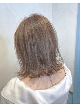 ロンド ストラーダ 心斎橋(Lond strada) 【津賀　涼】大人美人ショートイメチェンモードダークアッシュ