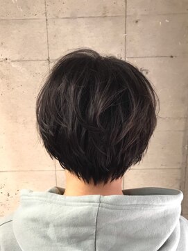 オッソ(OSSO) くしゅクシュショート_毛先パーマことりベージュ